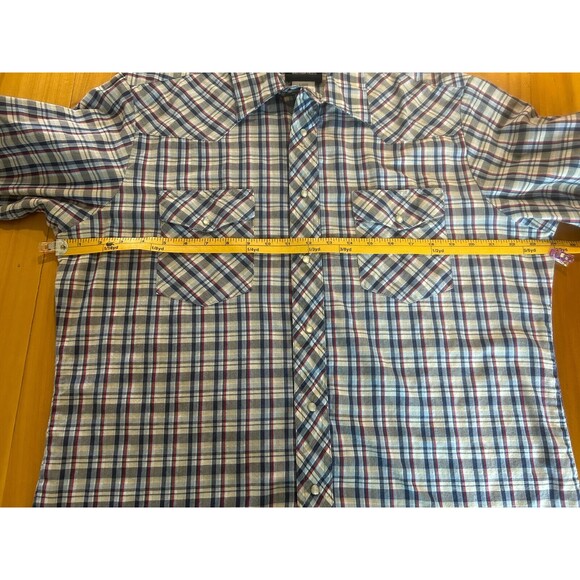 Wrangler Western Shirt. Cowboy. Pearl Snap. Plaid. Size Large - Picture 4 of 7